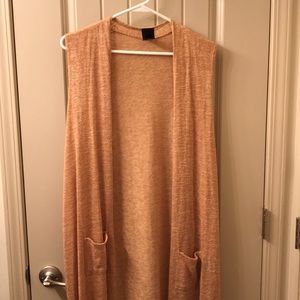 Agnes and Dora duster